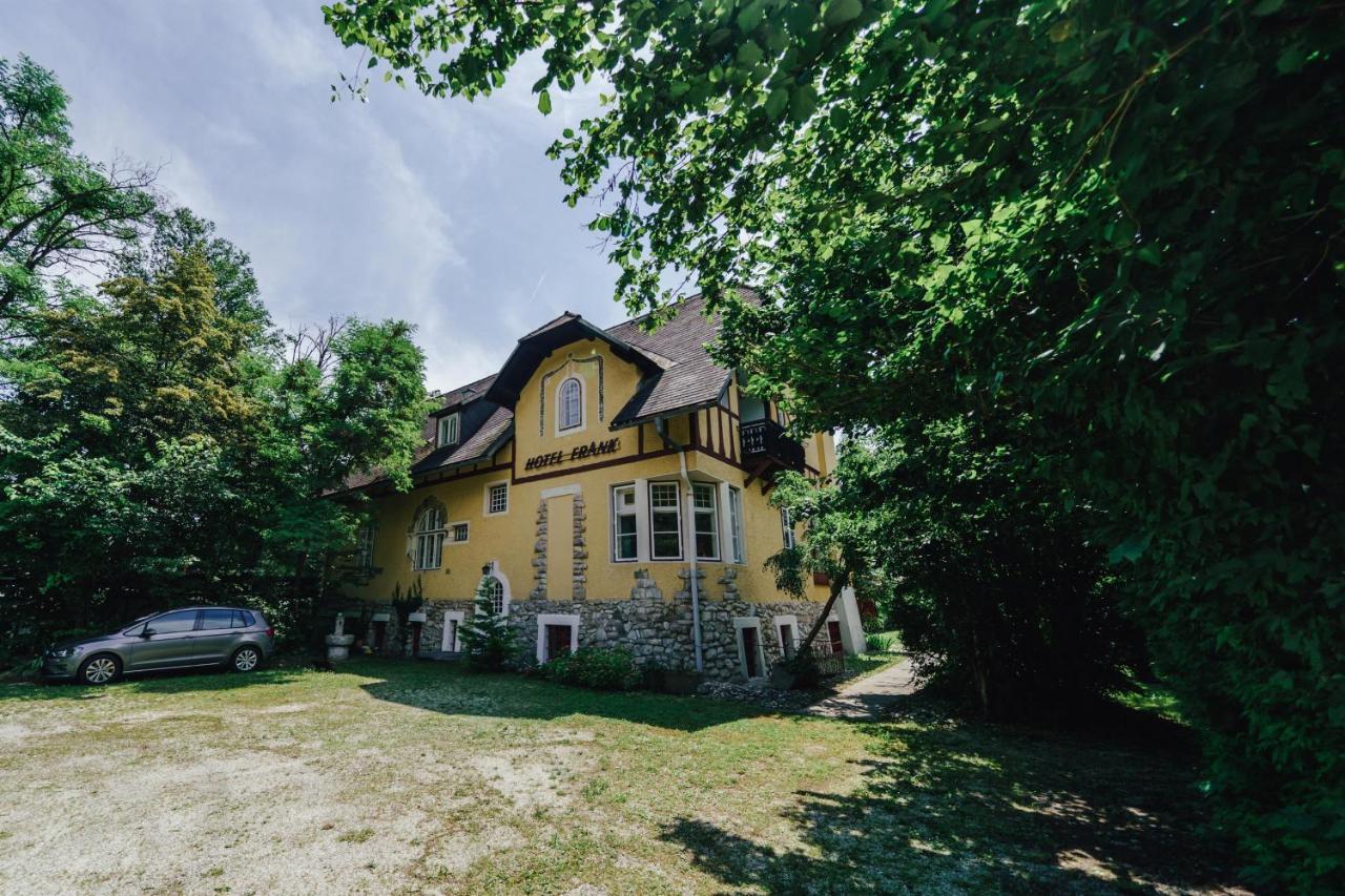 Hotel Gaestehaus Frank Velden am Wörthersee Exterior foto
